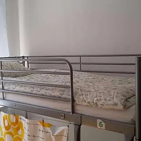 Lemon Tree Hostel